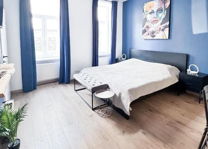 Modern Quiet Flat Near Metro U1 Ideal For 3 Apartman Bécs